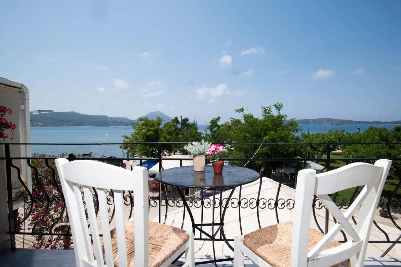 Giorgos' House Gialova Apartment ภายนอก รูปภาพ